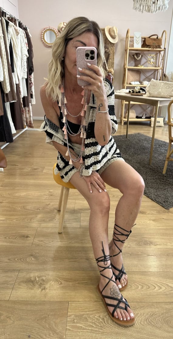 Sandaletti neri in pelle - immagine 6