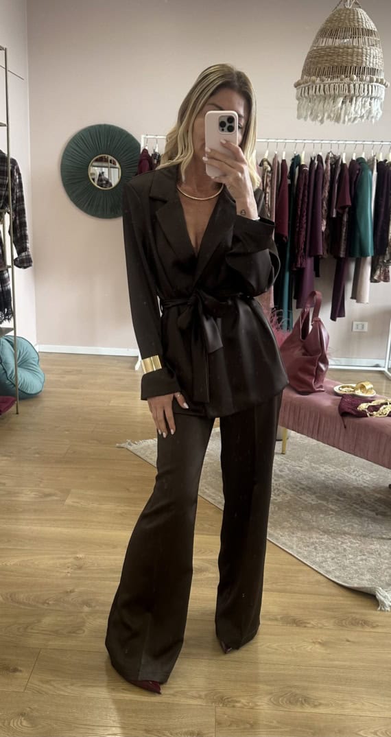 Completo in satin
