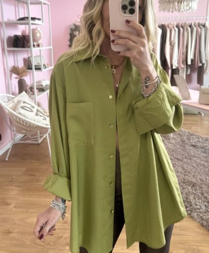 maxi camicia con bottoncini dietro