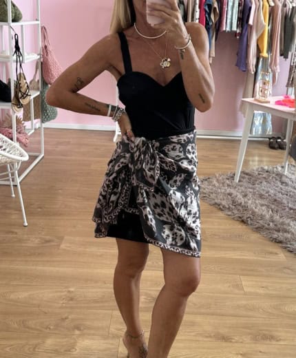 Gonna + foulard attaccato