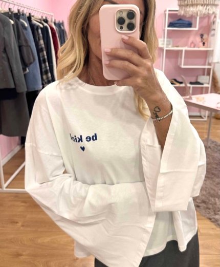 maglia be kind vicolo cuoricino