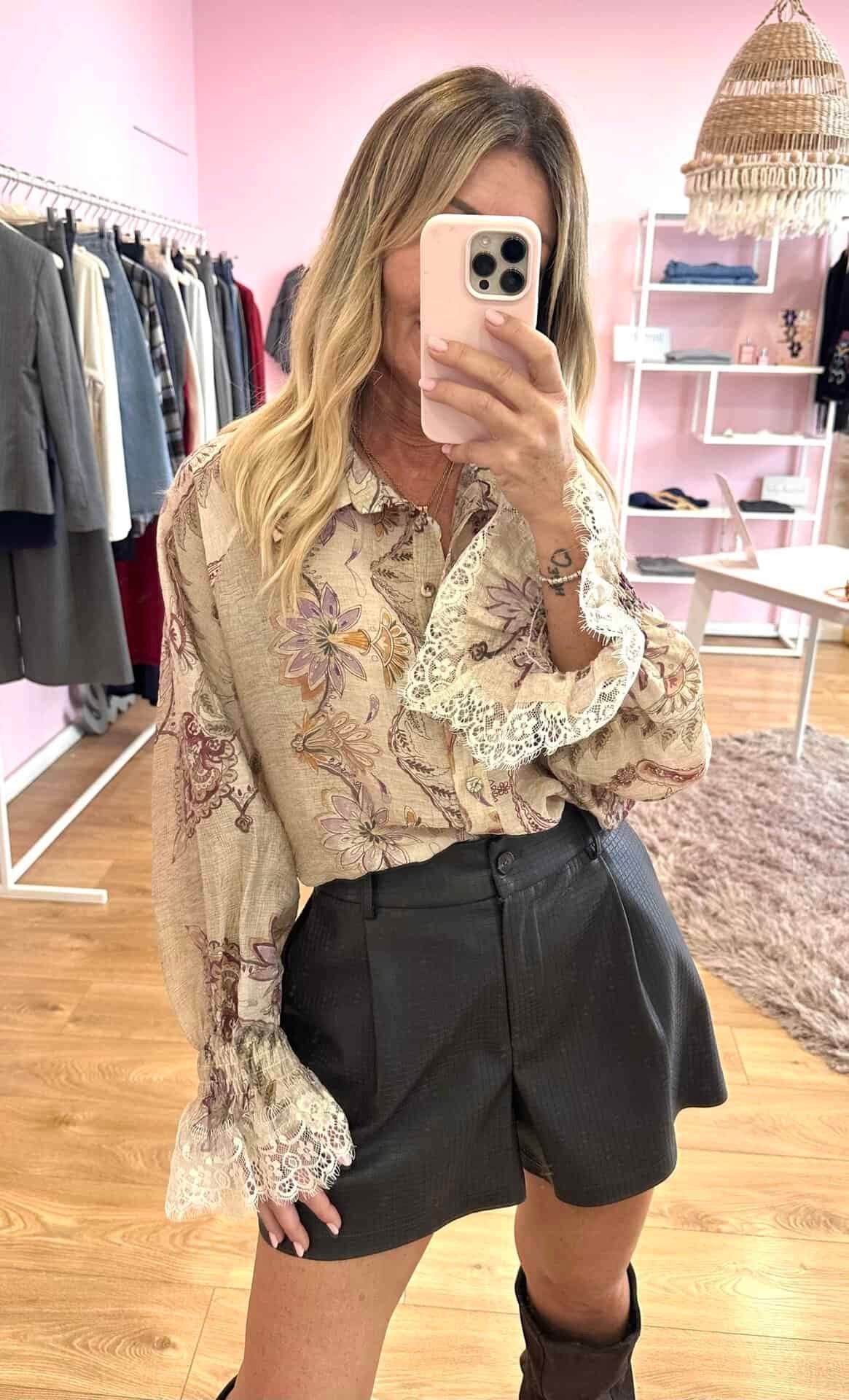 Camicia fiori e pizzo avorio motel - immagine 6