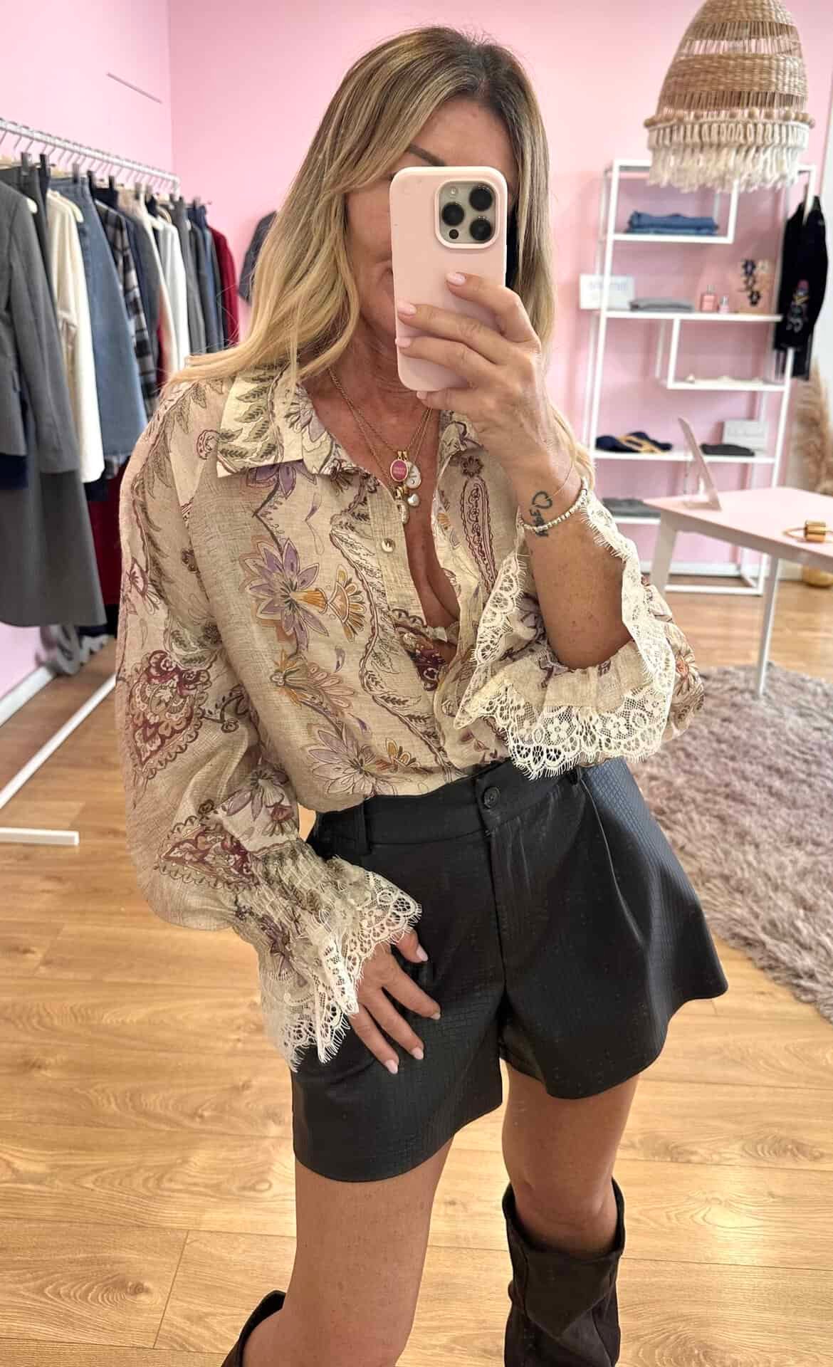 Camicia fiori e pizzo avorio motel - immagine 4