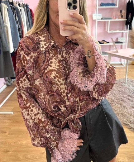 Camicia fiori e pizzo rosa motel